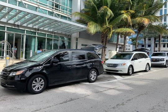 Private Transfer from FPO to Freeport hotels or resorts