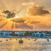 Holiday & Seasonal Tours