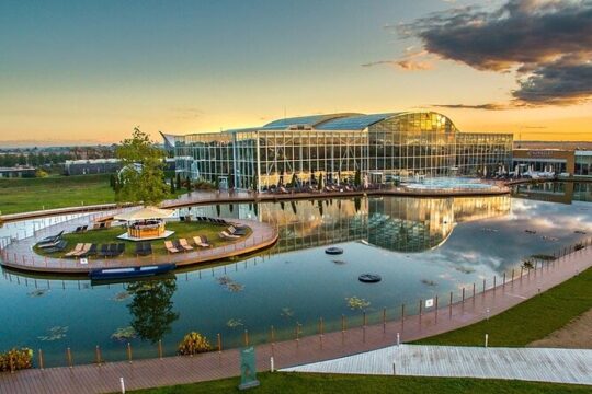 Therme: Spa day at the Largest Relaxation Oasis in Bucharest