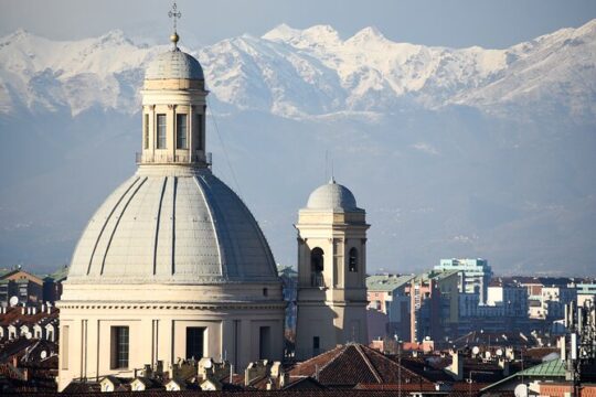 Romantic Quest Experience in Turin