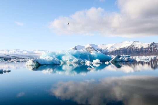 Glacier Lagoon & Diamond beach Private Luxury Tour South Coast