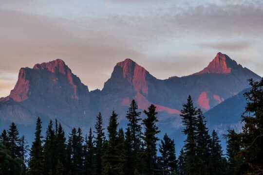 Majestic Grotto Canyon Ice Walk tour from Banff Calgary Canmore