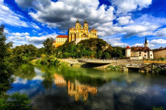 Vienna: Melk, Hallstatt and Salzburg Private Trip with Transport