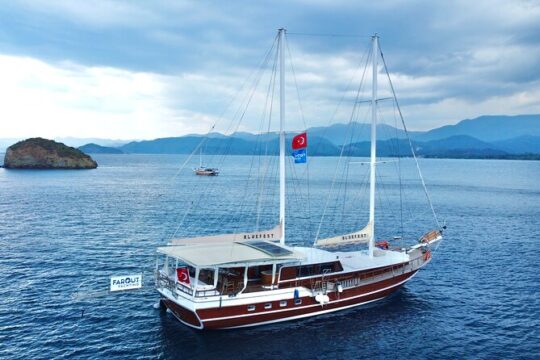 Sail Turkey: Mix Age Fethiye to Olympos Gulet Cruise