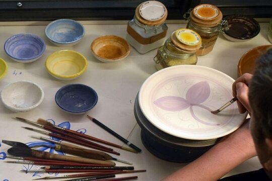 T-Shirt painting workshop with a local artisan