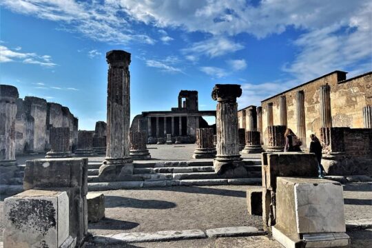 From Positano: Pompeii Vesuvius & Lunch All Inclusive