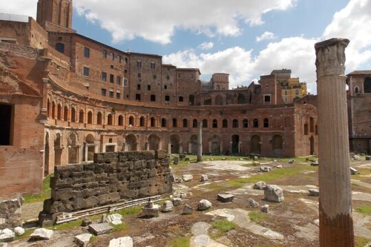 Discover Colosseum, Ancient Rome & Trajan's Market Exterior Tour