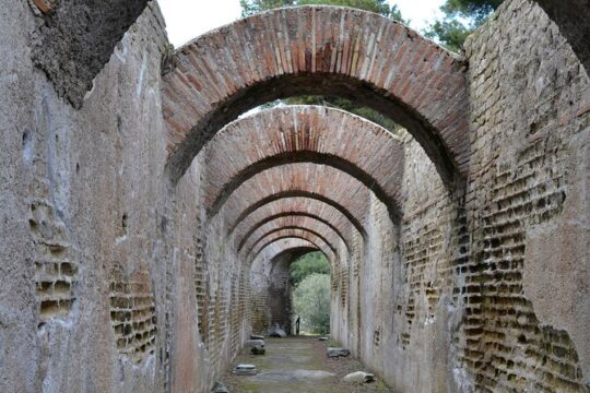Tour of the Museum and Roman Baths of Baia with an archaeologist