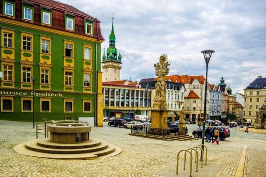 Budapest - Brno private transfer with a luxury van