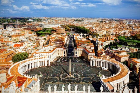 St Peter Basilica and Papal Tombs Tour with Optional Dome Climb