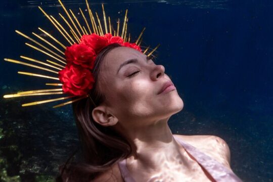 Private Underwater Photo Session with Cenote Entrance Included