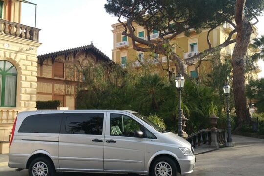 Transfer from Sorrento area to Naples from 1 to 3 passengers