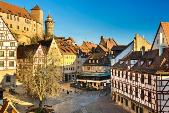 Private Transfer from Prague to Nuremberg with 2h of Sightseeing