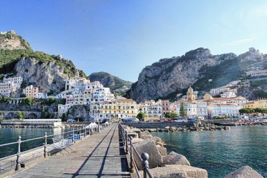 Boat trip to Li Galli and Capri islands from Amalfi