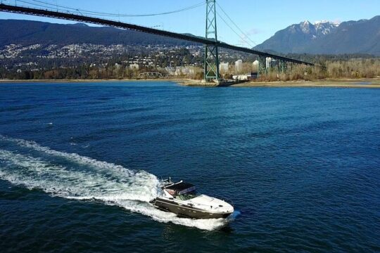 Vancouver 2 Hour Small Group Yacht Sightseeing Tour