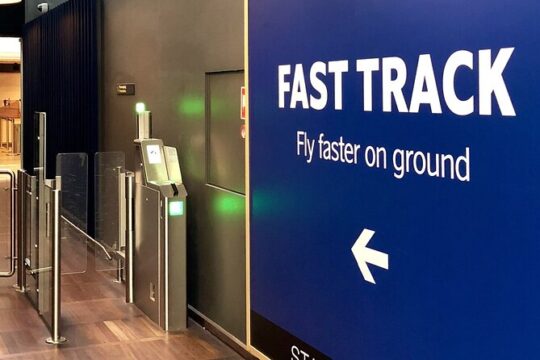 Fast Track On Arrival at St Lucia Airport & Round Trip Transfer