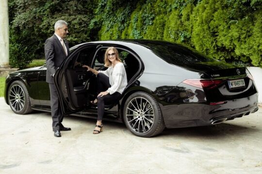 Vienna Airport Private Arrival Transfer