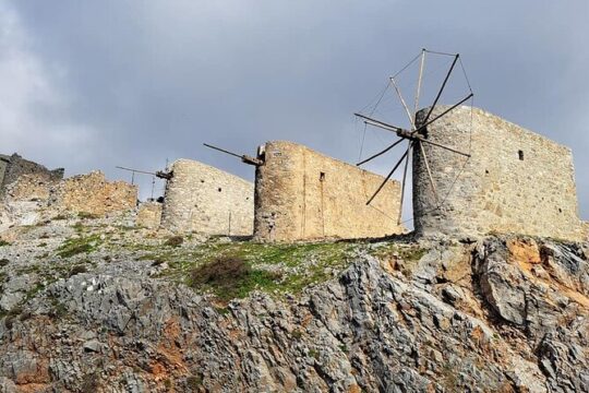 Private Guided Tour to Zeus Cave and Lasithi Traditional Villages
