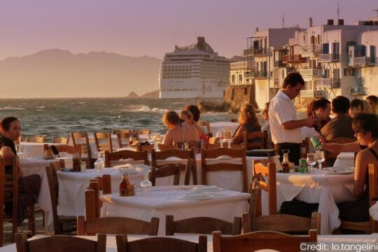 Greece See and Do Classic Route in 11 Days: 1st Class Custom Tour