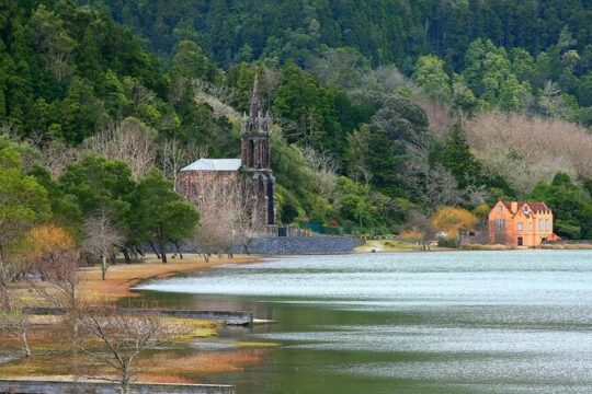 Family PRIVATE Hybrid 4X4 Tour - Furnas (Inc Hot Springs & Lunch)