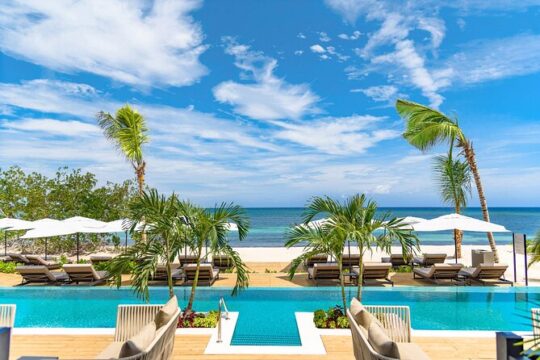 Montego Bay Airport and Excellence Oyster Bay Private Shuttle