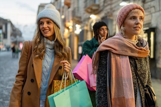 Private Shopping Tour from Helsinki City to Helsinki Outlet