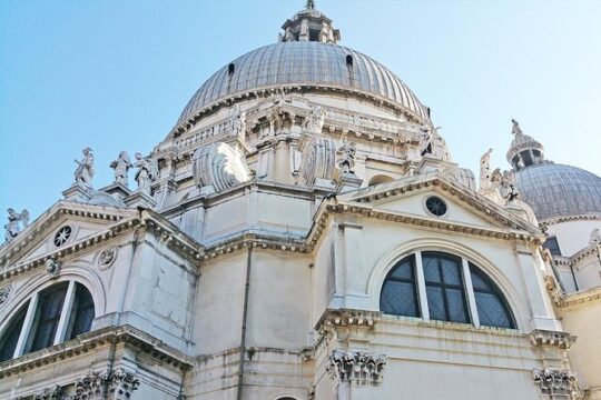 Kid-Friendly Guided Tour of Venice Accademia Galleries & St Maria della Salute