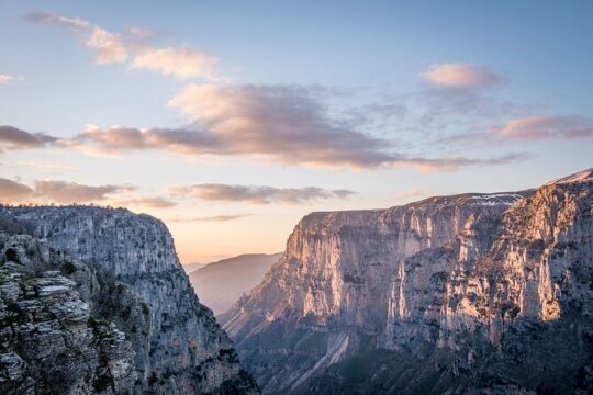 9-Day Ultimate Greek Experience: Peloponnese, Delphi, Zagori, Meteora, Vergina