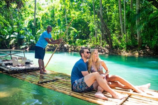 Montego Bay Highlights Tour with Shopping & Bamboo River Rafting