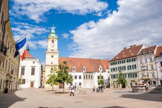 Private Tour from Budapest to Prague Sightseeing