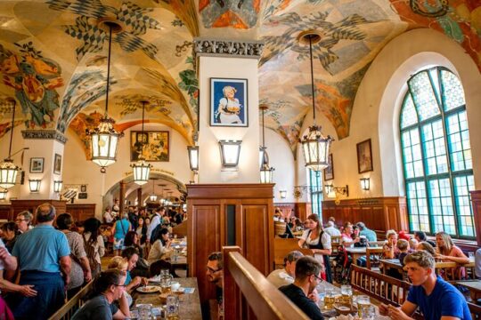 FC Bayern Munich Soccer, 3-Course Meal & Private Munich Tour