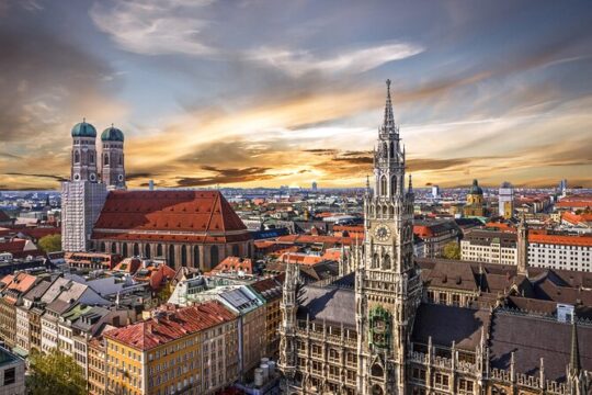 Private Scenic Transfer from Salzburg to Munich with 4h of Sightseeing