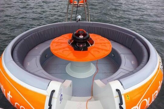 Aquadonut BBQ boat hire