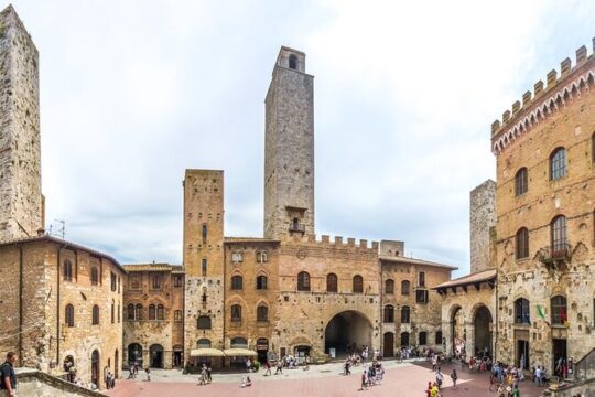 Private Tour in San Gimignano Siena and Chianti