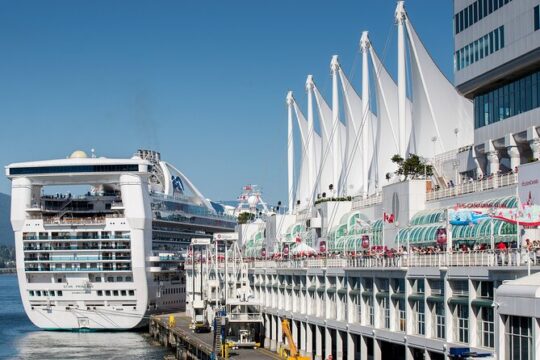 Private Port Transfer Canada Place Cruise Terminal to Vancouver