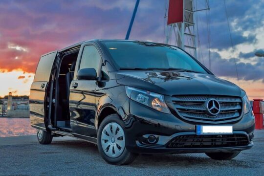 Private Taxi and Transfer from Heraklion to Adelianos Kampos