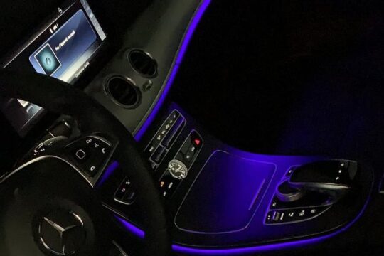 Luxury vehicle from Brussels airport to the city of Ghent