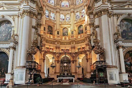 Grenada: Private tour Cathedral and Chapel Royal with tickets
