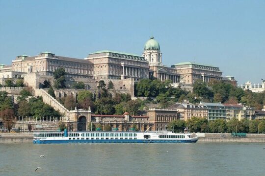Private Transfer from Budapest to Prague