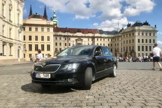 Private Transfer from Prague City Centre to Prague Airport