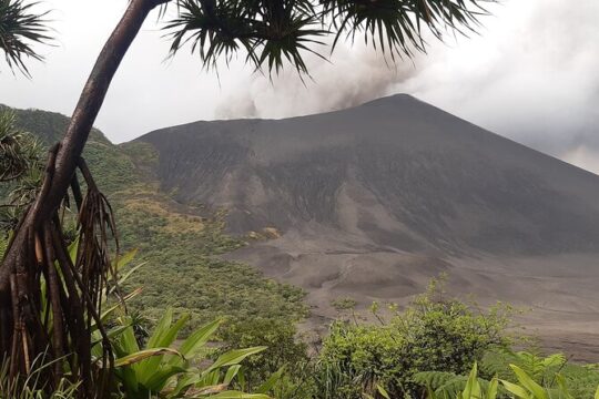 Full-Day Private Tour to Yakel Village, Waterfall and Mt Yasur Volcano