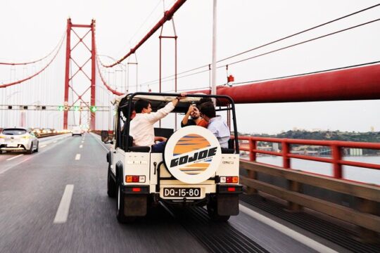 Lisbon Tour Sunset to Night in Vintage Jeep with Food and Drinks