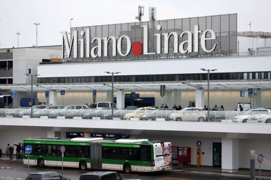 Private Transfer from Milan Linate Airport to Milan Center