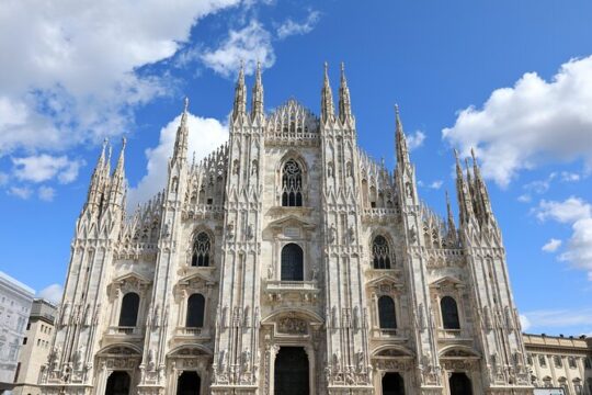 Milan 6hr Private Walking Tour with Government Licensed Guide