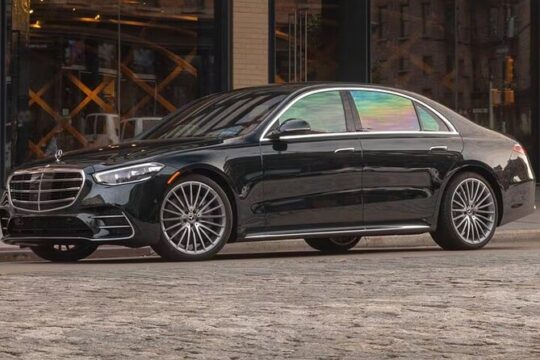 Arrival by Private Luxury Car from Paris ORY Airport to Paris