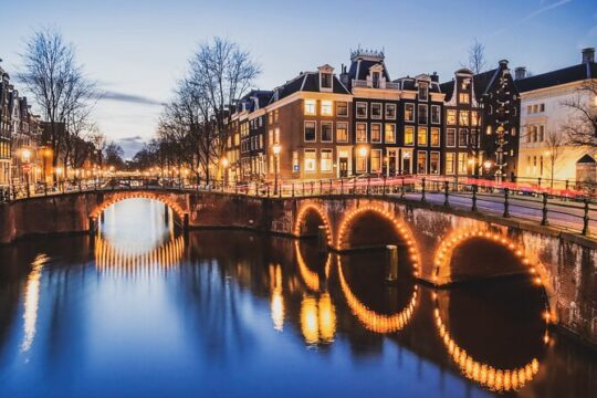 Amsterdam Food Tour with Sweet and Savory Dutch Street Foods