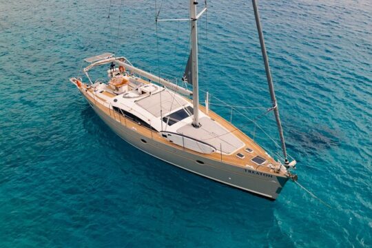 Luxe Sailing trip to Dia Island, Heraklion, Crete-max. 14 Guests