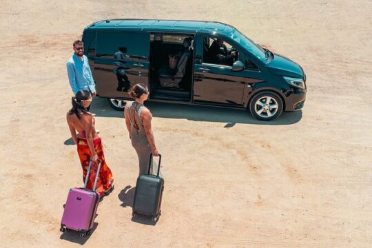 Mykonos Transfer: Airport - Port (Arrivals - Departures) to Hotel