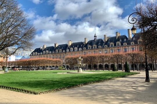 Paris - Visit the famous " Le Marais " with a Private Guide
