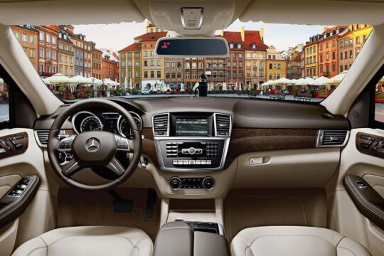 Warsaw Private Transfer from Warsaw Modlin Airport (WMI) to City centre